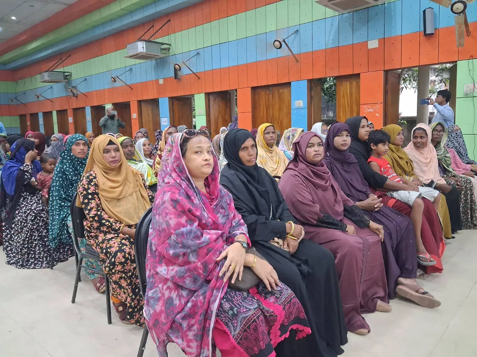 মাদারগঞ্জে নারীর ক্ষমতায়ন ও জনকল্যাণমূলক কার্যক্রম নিয়ে নারী সমাবেশ